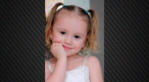 Ανείπωτος θρήνος στην κηδεία της 3χρονης στην Καβάλα ΦΩΤΟ