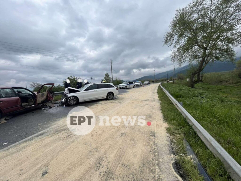 Θανατηφόρο τροχαίο Καβάλα: Στην αγκαλιά της μητέρα του στο μπροστινό κάθισμα το 3χρονο θύμα ΦΩΤΟ 25 Θανατηφόρο τροχαίο Καβάλα: Στην αγκαλιά της μητέρα του στο μπροστινό κάθισμα το 3χρονο θύμα ΦΩΤΟ