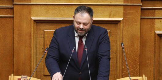 «Παράγινε η σήψη, έχετε μετατρέψει τη διαφθορά σε κανονικότητα»