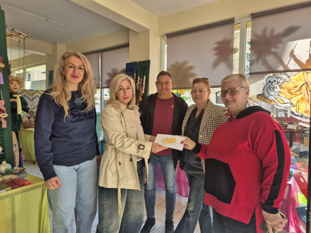 Μαγείρεψαν στην «Κουζίνα Αγάπης» κομματικά στελέχη του Κασσελάκη στην Πάτρα ΦΩΤΟ 26 Μαγείρεψαν στην «Κουζίνα Αγάπης» κομματικά στελέχη του Κασσελάκη στην Πάτρα ΦΩΤΟ