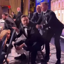 Ουάσινγκτον: Γιατί απομακρύνθηκε πρώτος ο Βανς και όχι ο Τραμπ μετά τους πυροβολισμούς;