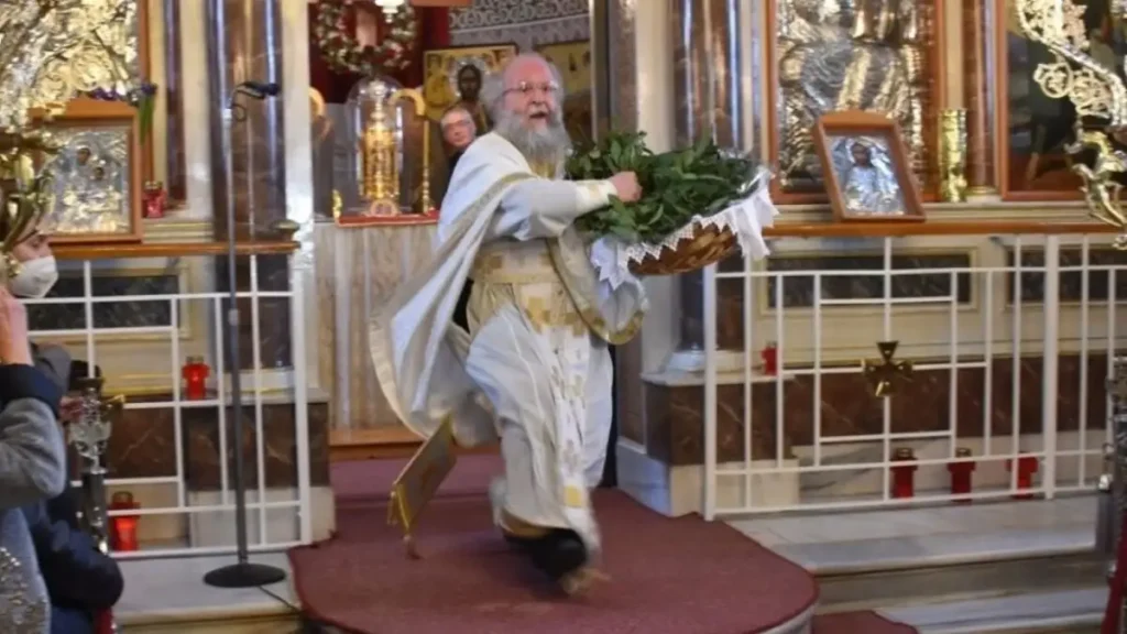 Μεγάλο Σάββατο - Πρώτη Ανάσταση: Από την Κέρκυρα μέχρι τη Χίο «σείστηκαν» οι ναοί ΦΩΤΟ - ΒΙΝΤΕΟ 27 Μεγάλο Σάββατο - Πρώτη Ανάσταση: Από την Κέρκυρα μέχρι τη Χίο «σείστηκαν» οι ναοί ΦΩΤΟ - ΒΙΝΤΕΟ