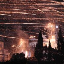 Χίος: Με εκτεταμένα εγκαύματα τέσσερα άτομα - Εκρηξη σε χώρο κατασκευής αυτοσχέδιων ρουκετών