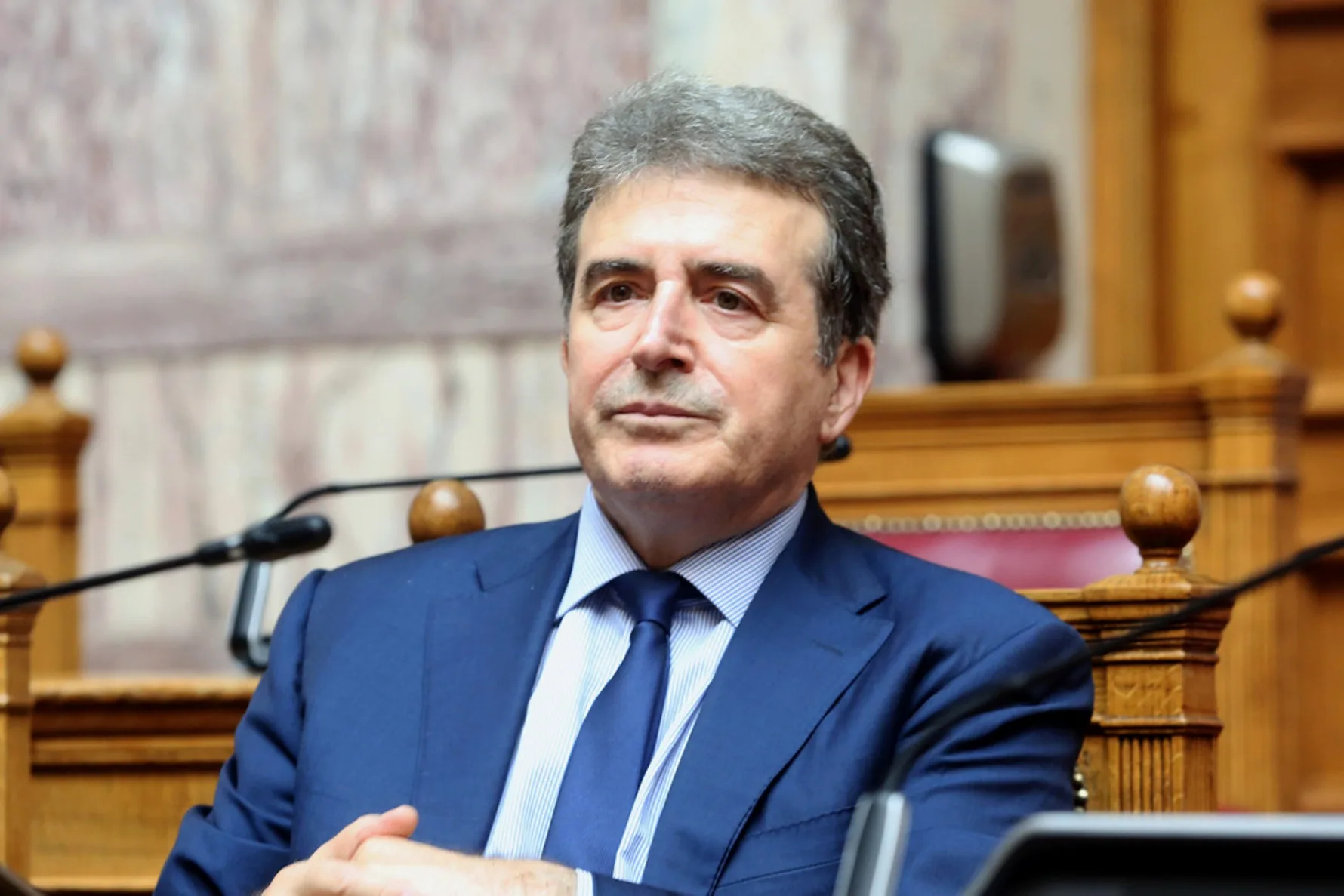 Επίθεση 89χρονου σε ΕΦΚΑ και Πρωτοδικείο: Τι απαντά ο Μιχάλης Χρυσοχοΐδης για τα κενά ασφαλείας