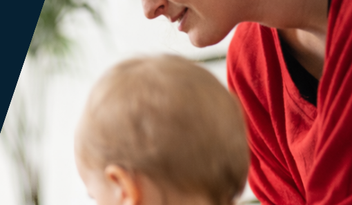 Επαγγελματίες εκπαίδευσης και φροντίδας συναντούν γονείς στην Πάτρα