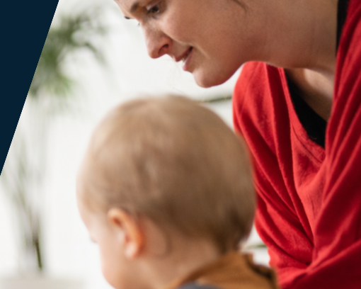 Επαγγελματίες εκπαίδευσης και φροντίδας συναντούν γονείς στην Πάτρα