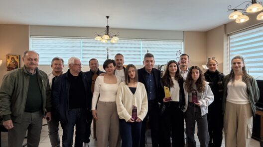 Αθλήτριες, που διακρίθηκαν υποδέχτηκε ο δήμαρχος Γρηγόρης Αλεξόπουλος ΦΩΤΟ