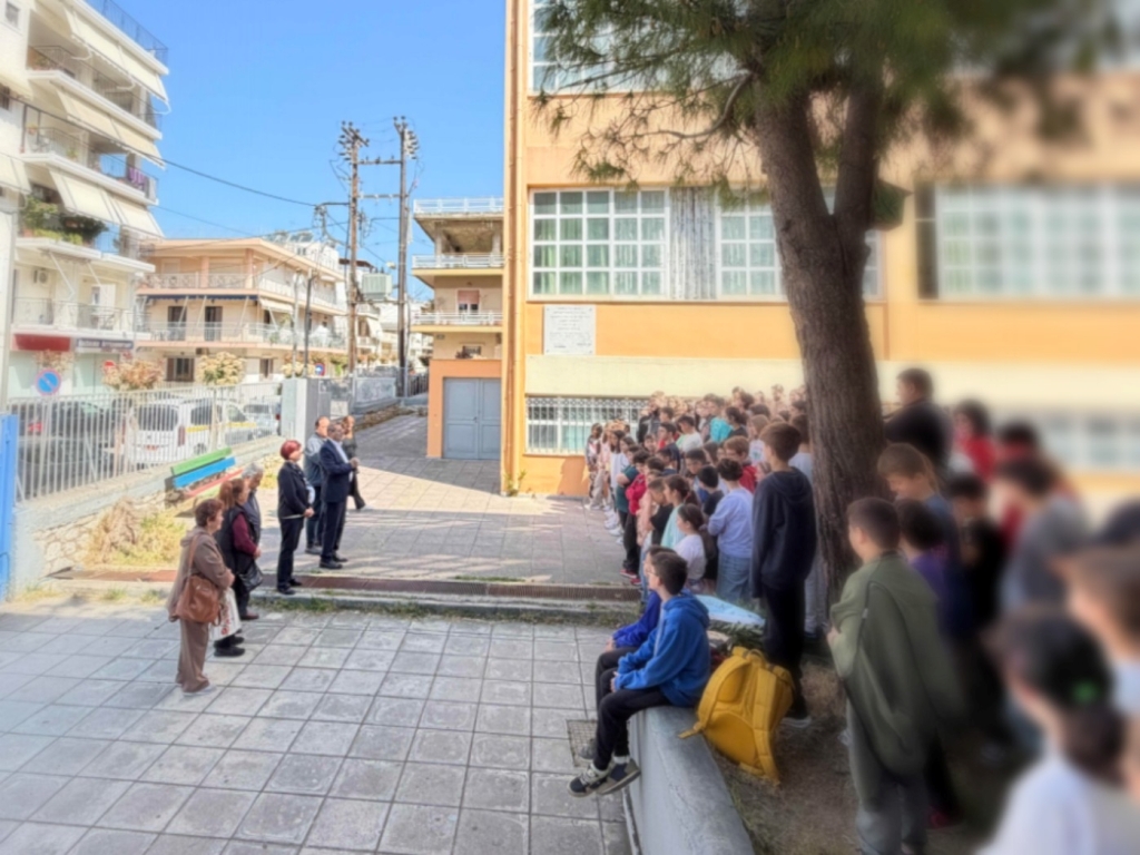 H Δημοτική Αρχή τίμησε τους αγωνιστές της 21ης Απρίλη στα στα ΔΣ και Δροσιάς ΦΩΤΟ