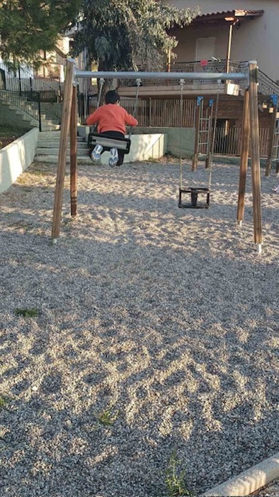 Πάτρα: Δύο παιδικές χαρές ανακατασκευάστηκαν ΦΩΤΟ