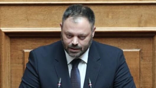 «Πότε θα τηρήσει ο κ. Γεωργιάδης τις δεσμεύσεις του για τους ανεμβολίαστους επικουρικούς του ΕΣΥ.;»