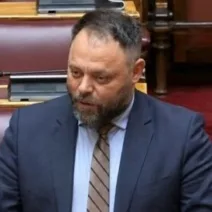 «Ομολογία καθυστέρησης και δεσμεύσεις για τους ανεμβολίαστους Υγειονομικούς»