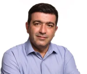 «Στο ΠΑΣΟΚ...και όμως αλλάζει+»