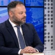 «Το σκάνδαλο των υποκλοπών είναι η αόρατη κόλλα που ενώνει όλα τα σκάνδαλα»