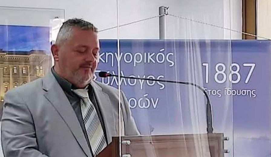 «Η Δημοκρατία σε αναστολή»