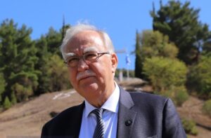 «Διαχρονικό σχολείο γνώσης, μνήμης και περισυλλογής»