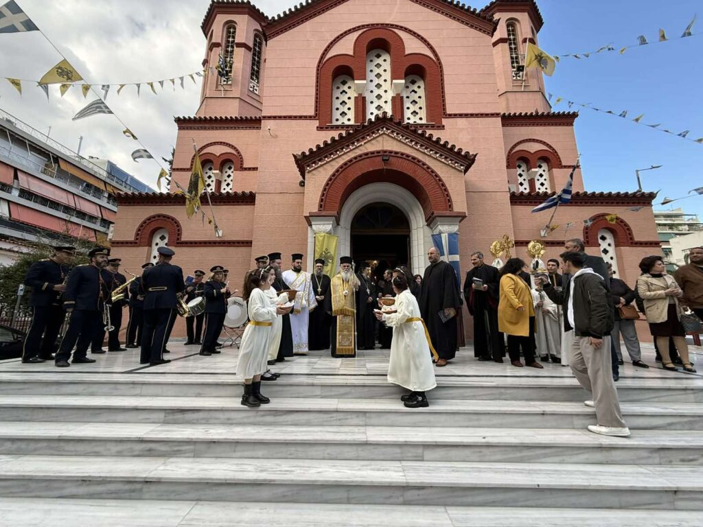 Ο Μητροπολίτης Ιερώνυμος στην Τιμία Κάρα του Αγίου Χριστοφόρου του Παπουλάκου ΦΩΤΟ 16 Ο Μητροπολίτης Ιερώνυμος στην Τιμία Κάρα του Αγίου Χριστοφόρου του Παπουλάκου ΦΩΤΟ