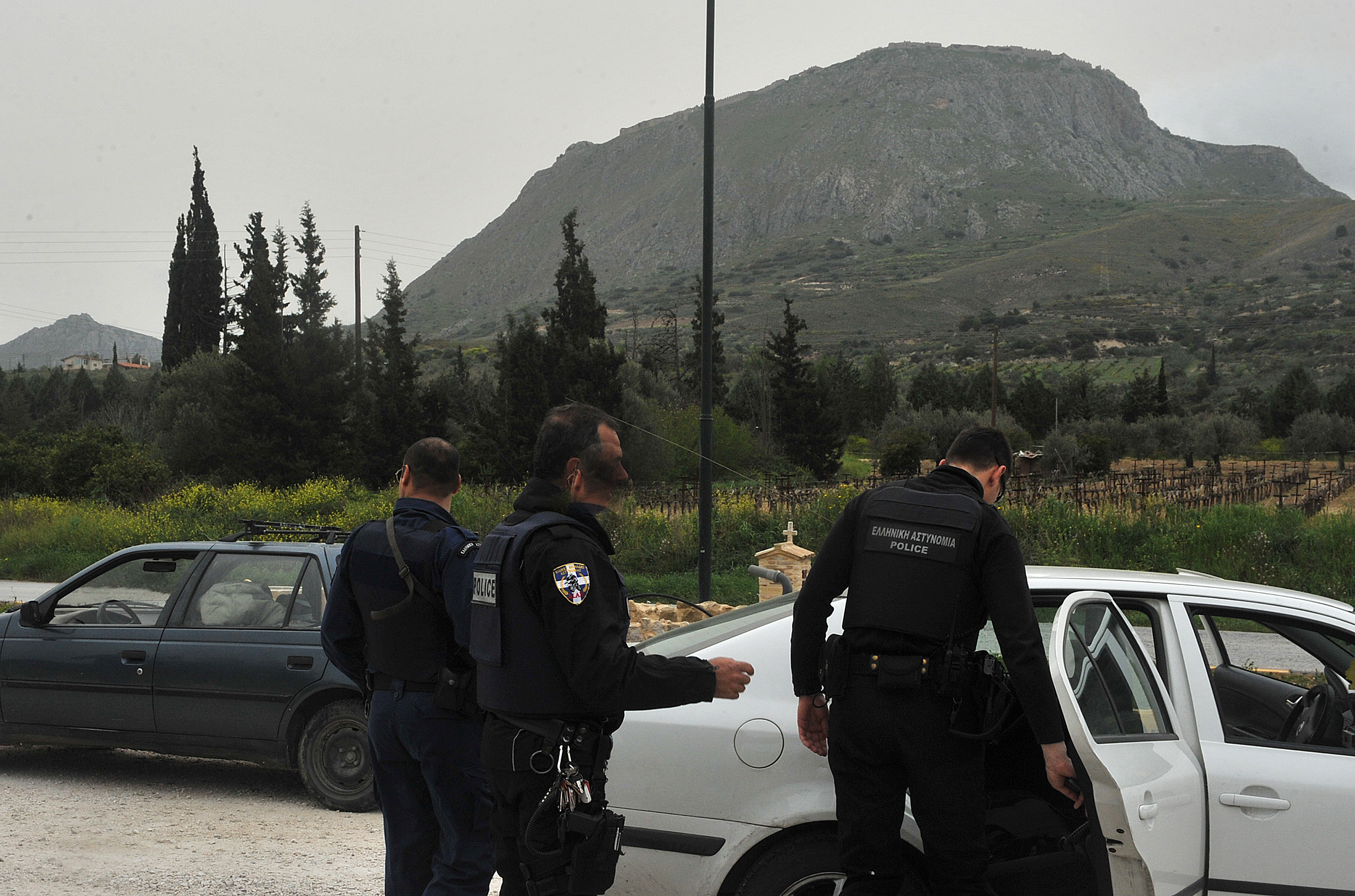 Αχαΐα: Επεισόδιο με κυνηγετικό όπλο μεταξύ εξαδέλφων σε χωριό – Η Αστυνομία συνέλαβε τον έναν