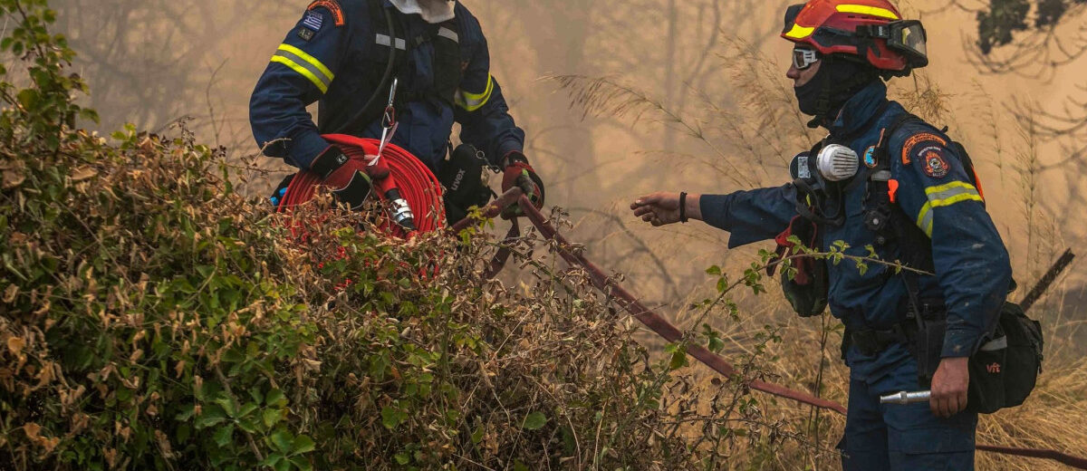 Υπό έλεγχο η πυρκαγιά στην Ημαθία - Οριοθετήθηκε η φωτιά στη Ροδόπη