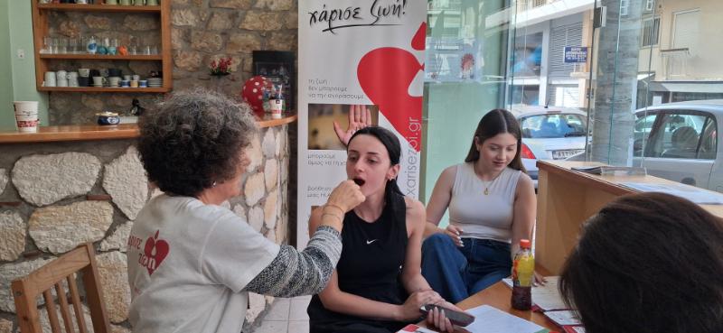 Η εθελοντική αιμοδοσία στο «Στέκι εν Δράσει» της Κίνησης «Πρόταση» ΦΩΤΟ 32 Η εθελοντική αιμοδοσία στο «Στέκι εν Δράσει» της Κίνησης «Πρόταση» ΦΩΤΟ