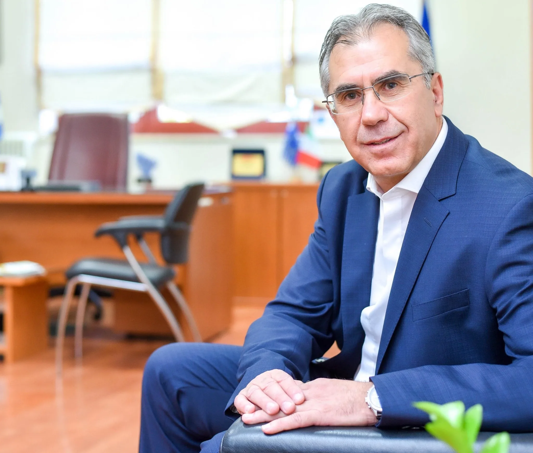 «Ψηλά το κεφάλι, ακόμα και όταν οι δυσκολίες περισσεύουν»