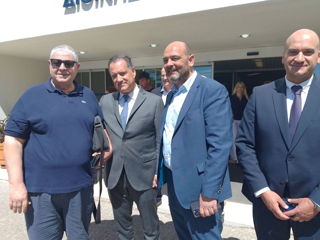 Πάτρα: Εκτάκτως στο Νοσοκομείο Ρίου ο υπουργός Υγείας Αδωνις Γεωργιάδης ΦΩΤΟ 29 Πάτρα: Εκτάκτως στο Νοσοκομείο Ρίου ο υπουργός Υγείας Αδωνις Γεωργιάδης ΦΩΤΟ