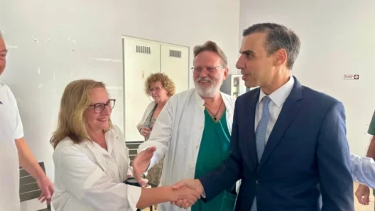 Πάτρα: Αιφνιδιαστική επίσκεψη του υφυπουγού Υγείας Μάριου Θεμιστοκλέους στο νοσοκομείο Ρίου ΒΙΝΤΕΟ