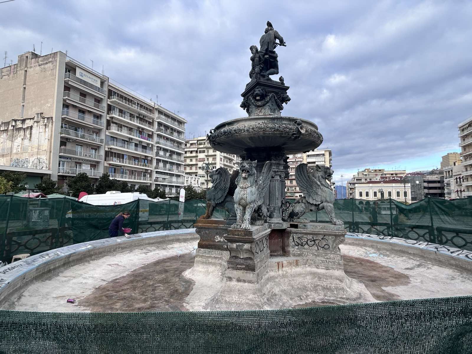 Πάτρα: Πότε ξεκινά η ανάπλαση της Πλατείας Γεωργίου - Τι αλλάζει στα συντριβάνια 4 Πάτρα: Πότε ξεκινά η ανάπλαση της Πλατείας Γεωργίου - Τι αλλάζει στα συντριβάνια