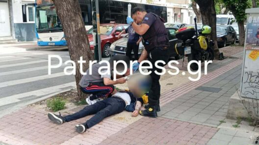 Πάτρα: Πτώση άνδρα στο κέντρο - Άμεσα στο σημείο οι Πρώτες Βοήθειες (ΦΩΤΟ)