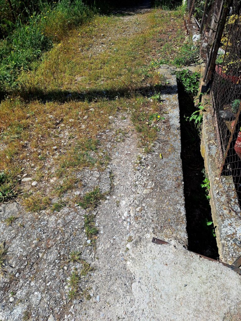 Αχαΐα: Τραυματισμός γυναίκας σε άκρως επικίνδυνο αυλάκι ΦΩΤΟ