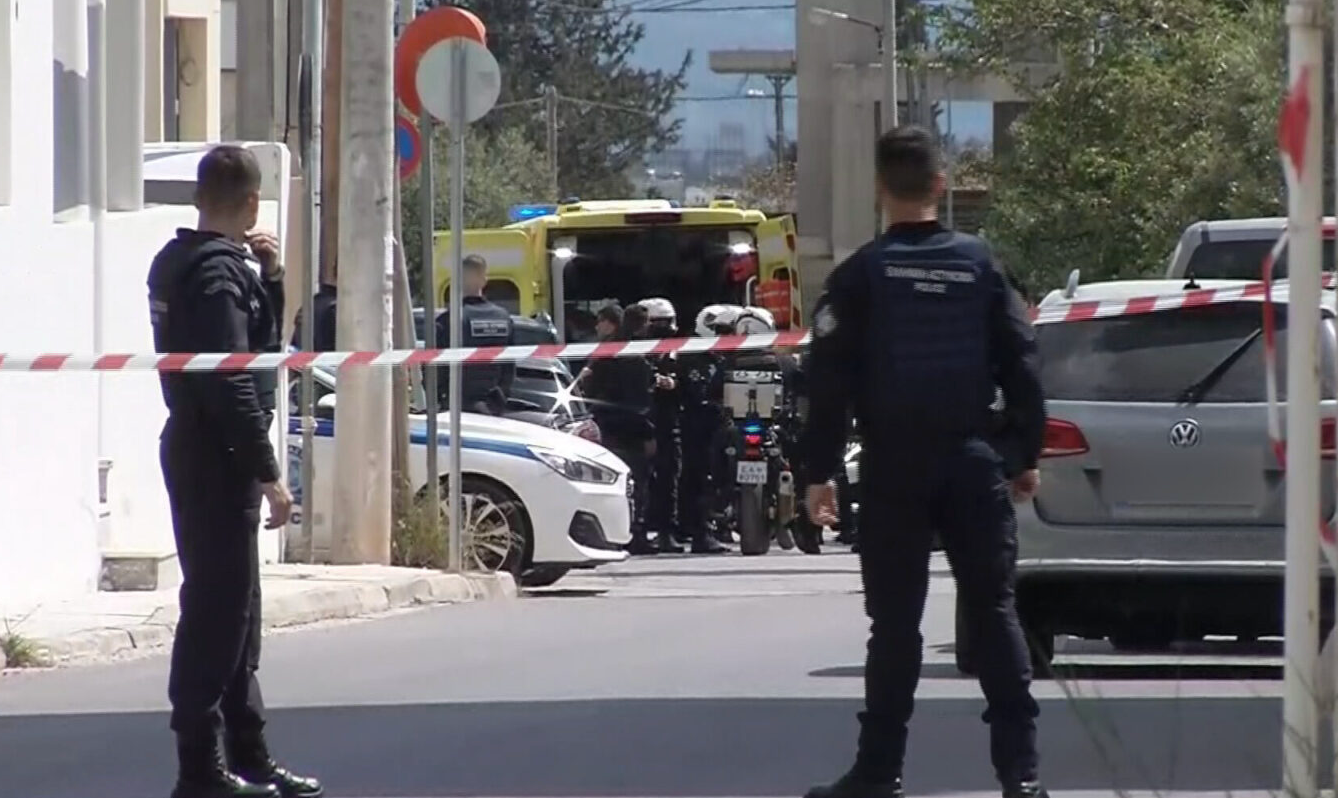Μεσολόγγι: Επιτέθηκαν σε γυναίκα με κατσαβίδι 4 Μεσολόγγι: Επιτέθηκαν σε γυναίκα με κατσαβίδι