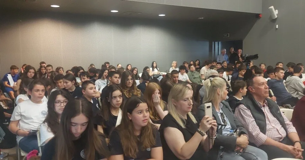 Το Αρσάκειο Γυμνάσιο Πατρών σε ημερίδα για την έμφυλη βία ΦΩΤΟ 30 Το Αρσάκειο Γυμνάσιο Πατρών σε ημερίδα για την έμφυλη βία ΦΩΤΟ