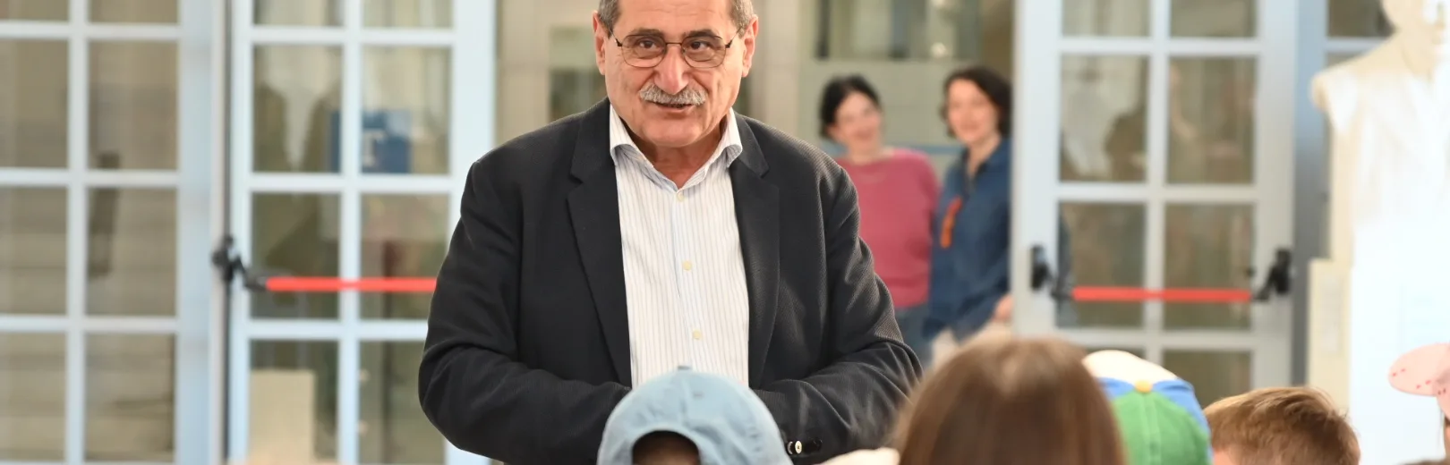Μαθητές του 48ου Δημοτικού Σχολείου Αγυιάς στο Δημαρχείο ΦΩΤΟ