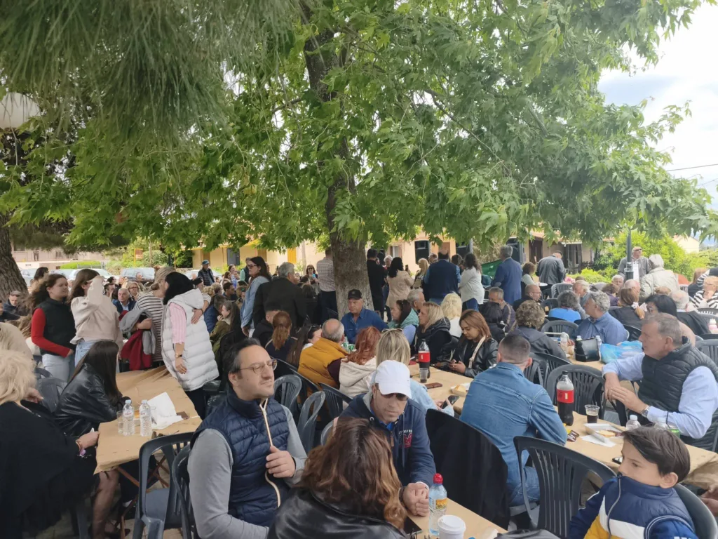Τα έθιμα για την Πρωτομαγιά, στα Λουσικά ΦΩΤΟ