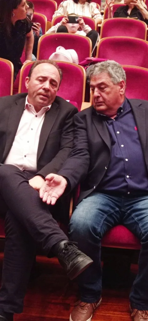 Η μουσικοχορευτική εκδήλωση «Λαβύρινθος - Κινούμαστε Χορεύοντας και Περπατώντας» από σχολεία της Αχαΐας ΦΩΤΟ