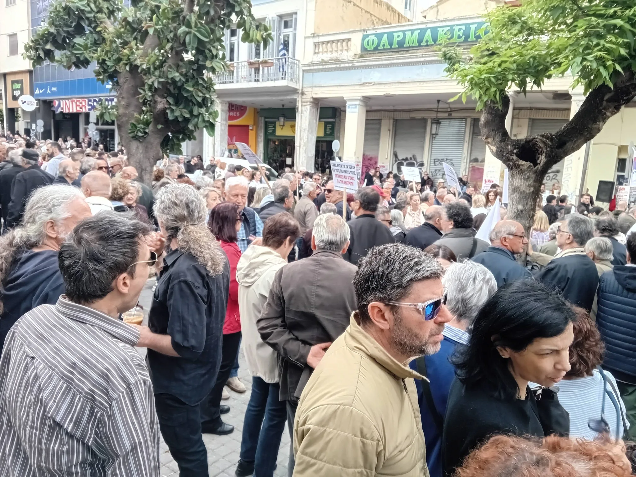 Πάτρα: Τα συνδικάτα τίμησαν την 1η Μάη με απεργία, συγκέντρωση και επίκαιρα μηνύματα