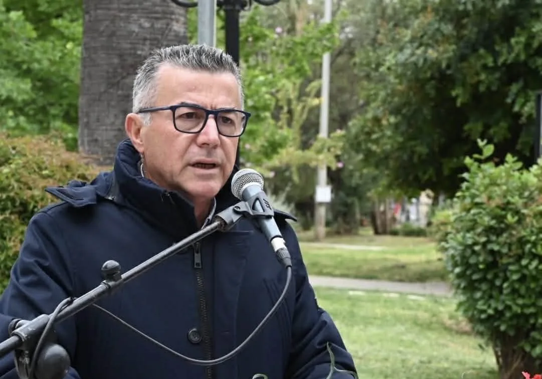 Αίγιο: Οι «Δημοκράτες» του Κασσελάκη με «Συμβόλαιο Επάρκειας» ΦΩΤΟ