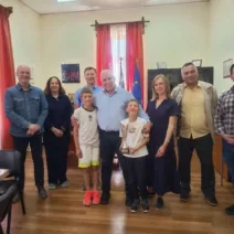 Ο δήμαρχος Αιγιάλειας με τον πρωταθλητή Ελλάδος στο Σκάκι Μαξίμ