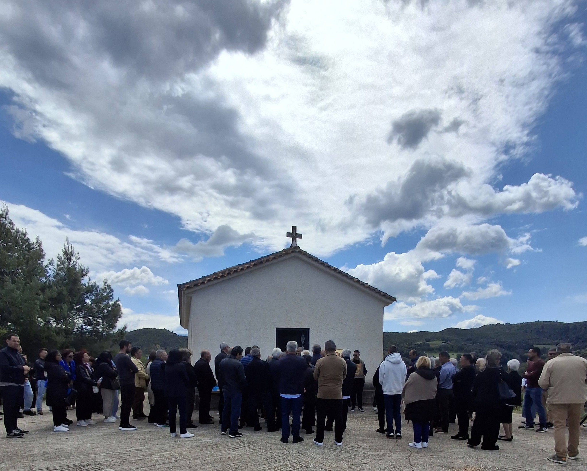 Σε υψόμετρο 365 μ., στις Πόρτες, εορτάστηκε ο Άγιος Αθανάσιος ΦΩΤΟ 4 Σε υψόμετρο 365 μ., στις Πόρτες, εορτάστηκε ο Άγιος Αθανάσιος ΦΩΤΟ