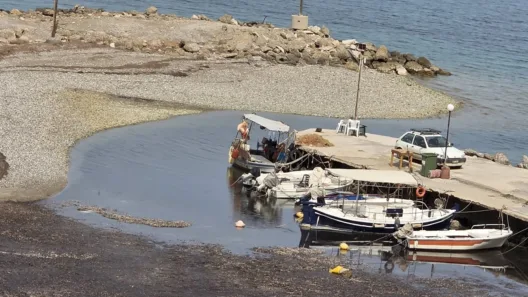 Αχαΐα: Απαράδεκτη πραγματικότητα στο Λιμανάκι Κρυονερίου σε ΦΩΤΟ ΝΤΟΚΟΥΜΕΝΤΟ