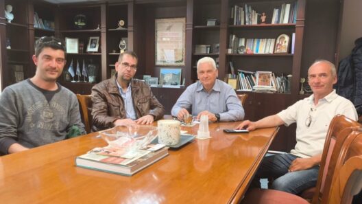 Πάτρα: Συνάντηση Ζαΐμη με τους Ιδιοκτήτες και Οδηγούς του Taxi Express