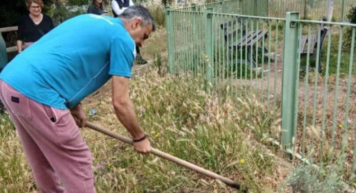 Το Ράδιο ταξί Πάτρας 18300 και ο Σύλλογος Αρόης, εθελοντικά, για το περιβάλλον ΦΩΤΟ 30 Το Ράδιο ταξί Πάτρας 18300 και ο Σύλλογος Αρόης, εθελοντικά, για το περιβάλλον ΦΩΤΟ