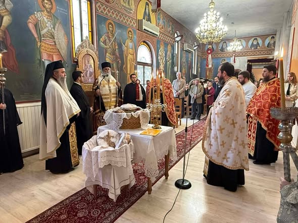Περιφορά της εικόνας της Αγίας Ειρήνης Καλλιθέας Αιγίου ΦΩΤΟ 30 Περιφορά της εικόνας της Αγίας Ειρήνης Καλλιθέας Αιγίου ΦΩΤΟ