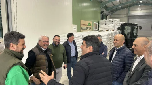 Καλάβρυτα: Η περιοδεία του ευρωβουλευτή του ΠΑΣΟΚ Γ. Μανιάτη - Οι προκλήσεις του Πρωτογενούς Τομέα ΦΩΤΟ