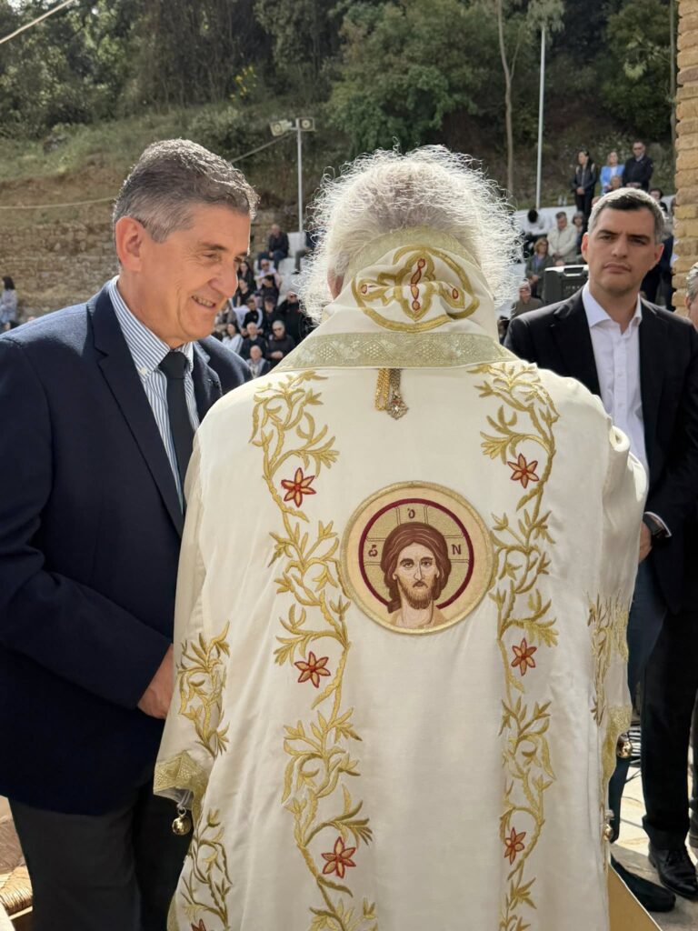 Σπάτα Αχαΐας: Χιλιάδες κόσμου στον Αγιο Νικόλαο - Πεζοπορία χιλιομέτρων και με κάθε μέσο πιστοί στο Μοναστήρι ΒΙΝΤΕ0-ΦΩΤΟ 33 Σπάτα Αχαΐας: Χιλιάδες κόσμου στον Αγιο Νικόλαο - Πεζοπορία χιλιομέτρων και με κάθε μέσο πιστοί στο Μοναστήρι ΒΙΝΤΕ0-ΦΩΤΟ