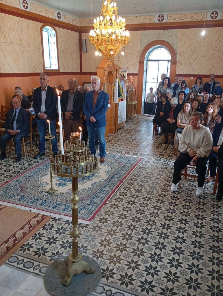 Γιόρτασαν τον Αγιο Νικόλαο στα Γιουλέϊκα ΦΩΤΟ 29 Γιόρτασαν τον Αγιο Νικόλαο στα Γιουλέϊκα ΦΩΤΟ