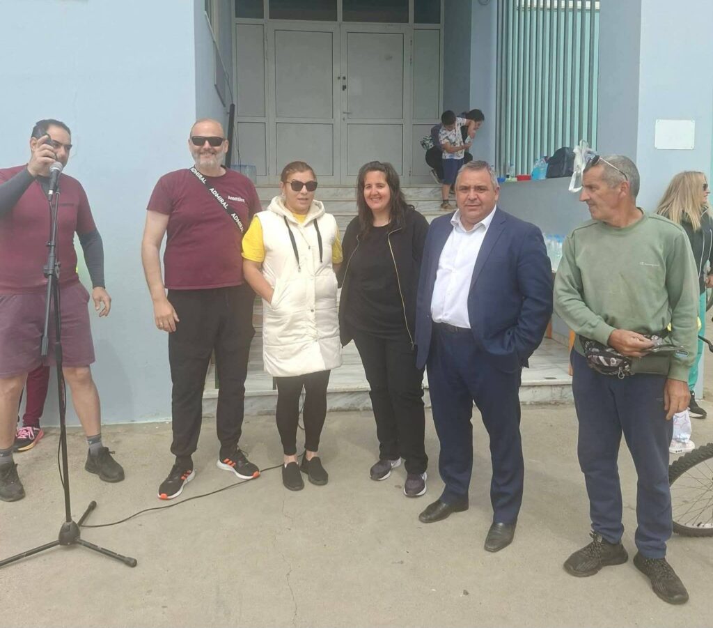 Μικροί και μεγάλοι στη Ποδηλατάδα του σχολείου Κουλούρας Αιγίου ΦΩΤΟ 33 Μικροί και μεγάλοι στη Ποδηλατάδα του σχολείου Κουλούρας Αιγίου ΦΩΤΟ