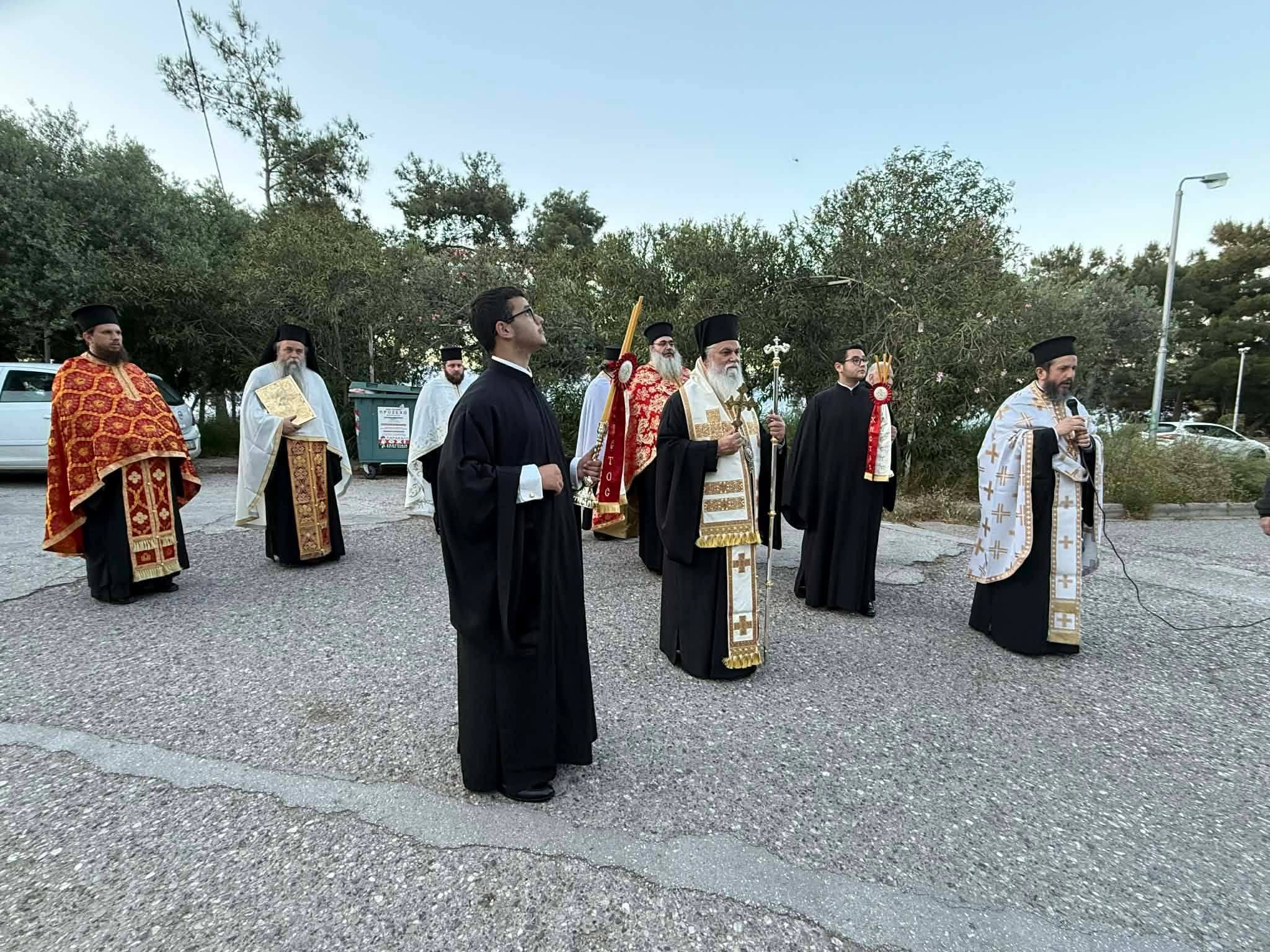 Περιφορά της εικόνας της Αγίας Ειρήνης Καλλιθέας Αιγίου ΦΩΤΟ 4 Περιφορά της εικόνας της Αγίας Ειρήνης Καλλιθέας Αιγίου ΦΩΤΟ