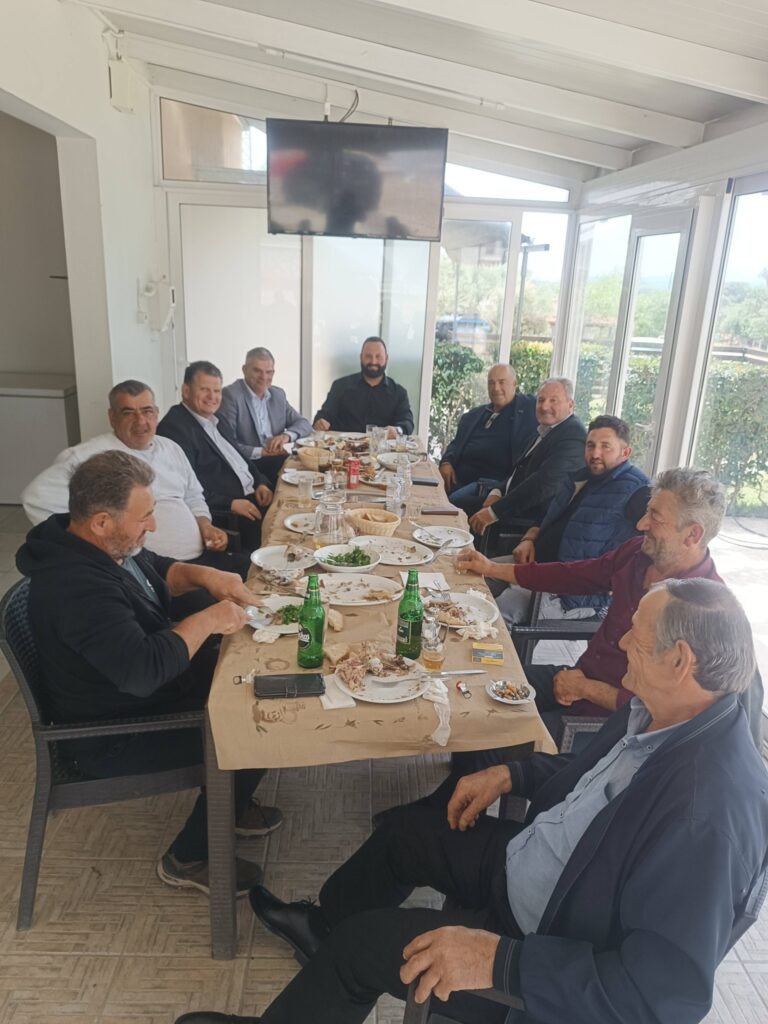 Γιορτάστηκε ο Άγιος Ιωάννης ο Θεολόγος στις Βελιτσές ΦΩΤΟ 29 Γιορτάστηκε ο Άγιος Ιωάννης ο Θεολόγος στις Βελιτσές ΦΩΤΟ
