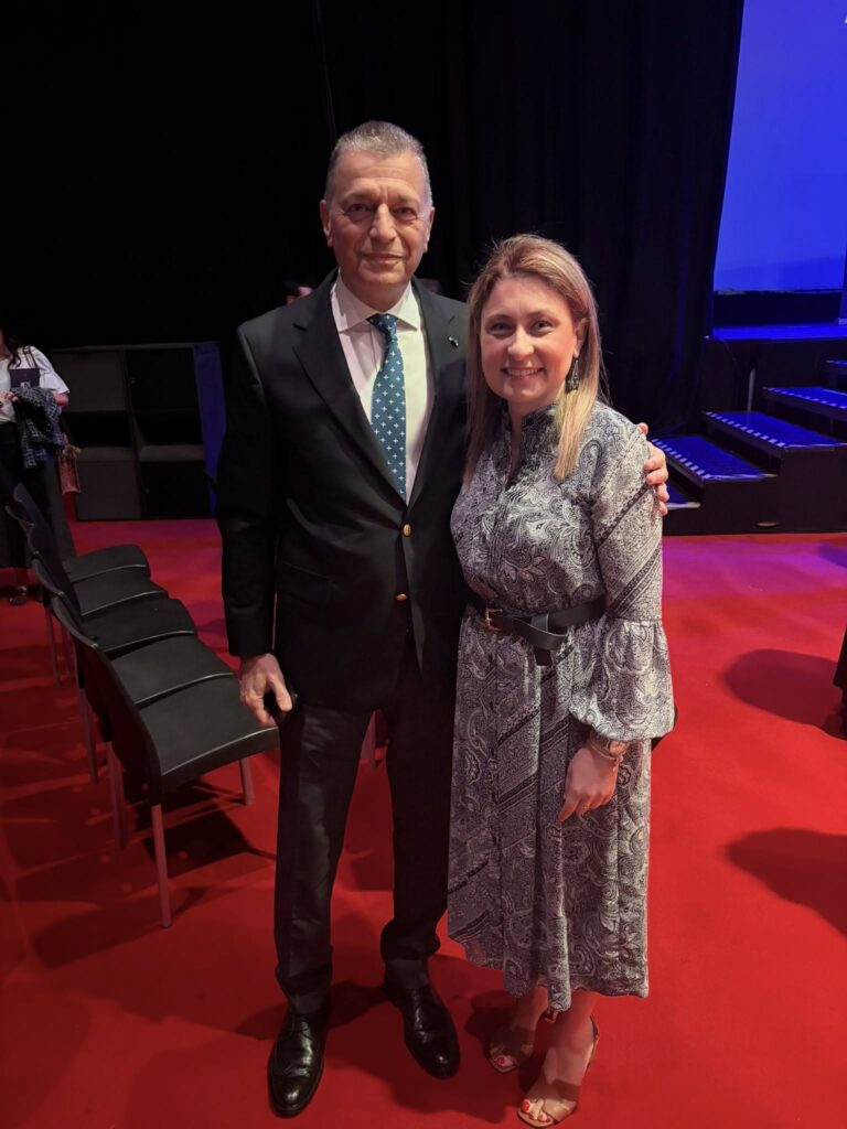 Αχαΐα: Με τον Εφραίμ του Βατοπεδίου η Χριστίνα Αλεξοπούλου ΦΩΤΟ