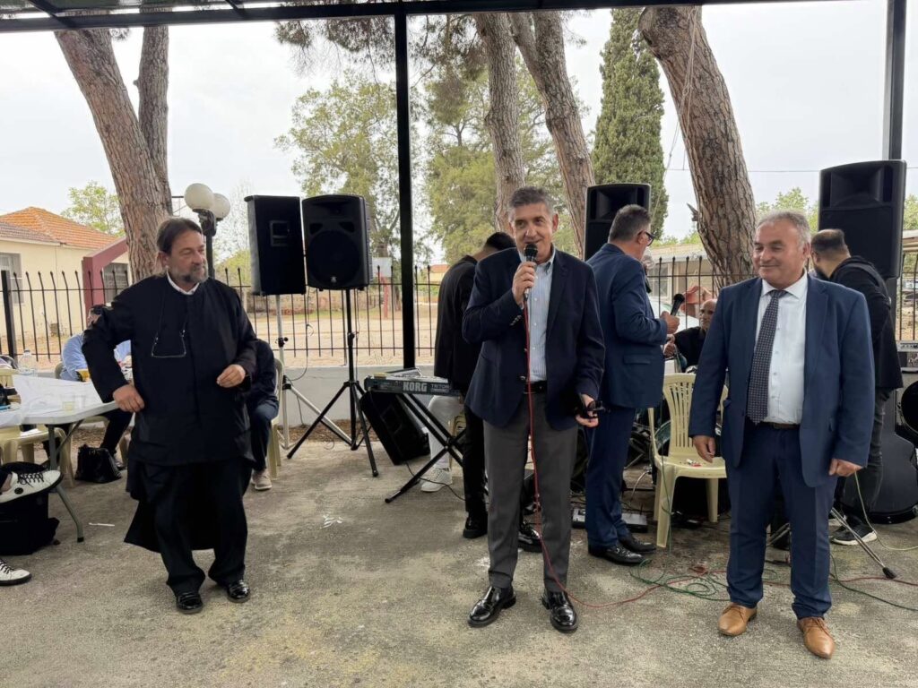 Η Θρησκευτική πανήγυρη του Αγίου Νικολάου στα Νιφορέικα ΦΩΤ0 32 Η Θρησκευτική πανήγυρη του Αγίου Νικολάου στα Νιφορέικα ΦΩΤ0